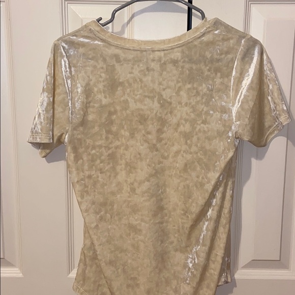 Women’s Z-Supply Crushed Velvet Shirt - Picture 2 of 3